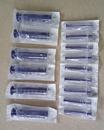 Enteral syringe