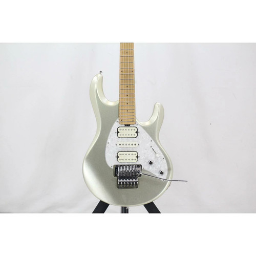 Musicman silhouette - musicman,