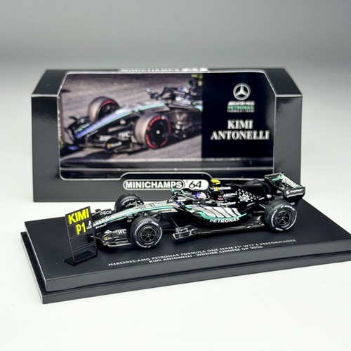 Minichamps mercedes f1 - minichamps, 1:64