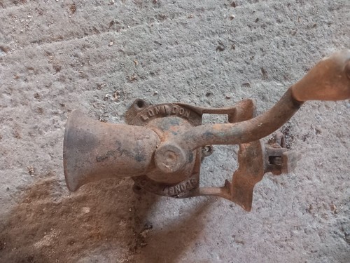 Mincing machine grinder grain - mincing,