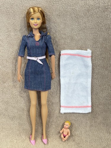 Barbie happy family doll - family,