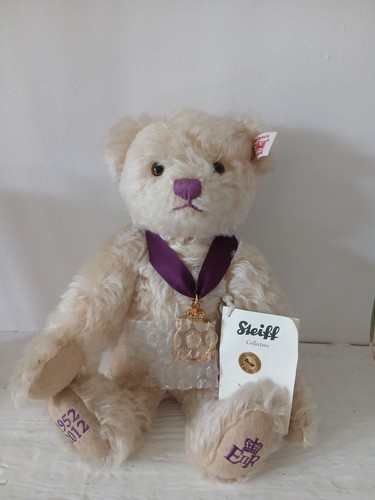 Rare steiff diamond jubilee - rare,