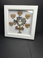 FAMILY TREE PERSONALISED GIFTS