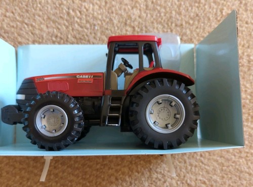 Tomy case 305 plastic - tomy,