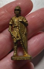 KINDER SURPRISE EGG METAL WARRIOR FIGURE TOY HUN 3 K95 N 109 FERRERO COLLECTABLE