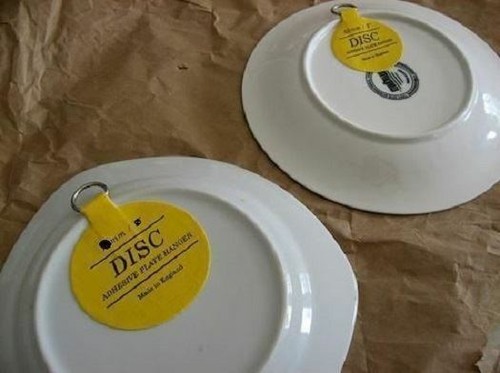 Plate picture hanger disc - picture, 30mm
