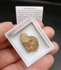 Genuine meteorite piece - genuine,
