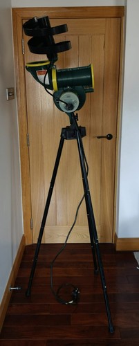 Paceman bowling machine - bowling,