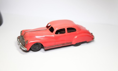 Triang minic saloon car good - car,