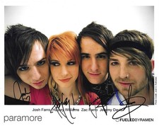 RARE PARAMORE FULL BAND AUTOGRAPHED 8X10 PROMO PHOTO - HAYLEY, JOSH, ZAC, JEREMY