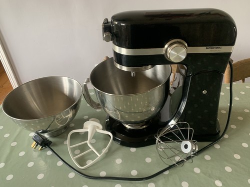 Grundig cake mixer machine - mixer,
