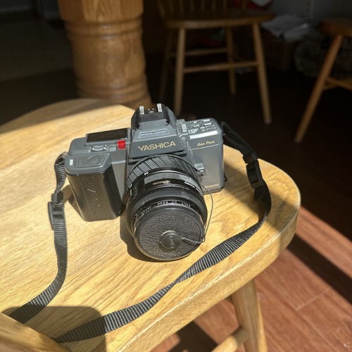 Yashica 230 camera - 230-af,