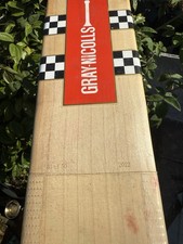 Gray Nicolls Legend Gold