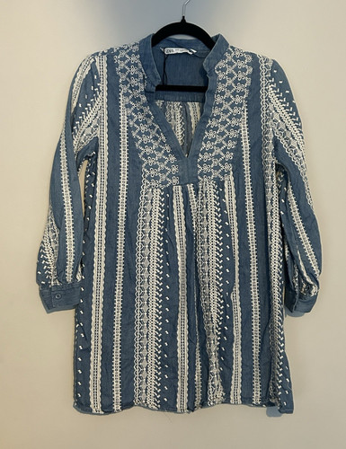 Zara denim embroidered - , v-neck