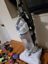 Bush VUS34AE2O Upright Bagless