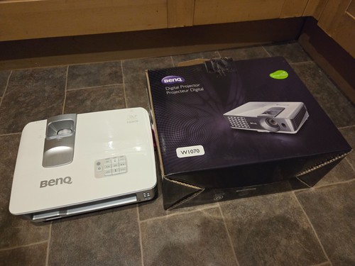 Benq w1070 projector 1080p - benq,