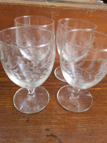 Vintage set etched - vintage, wine