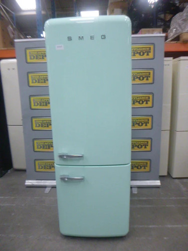 Smeg fridge freezer pastel - fridge,