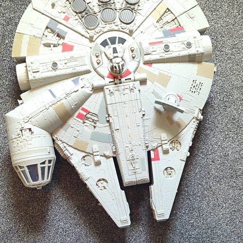 Star wars millennium falcon - wars,