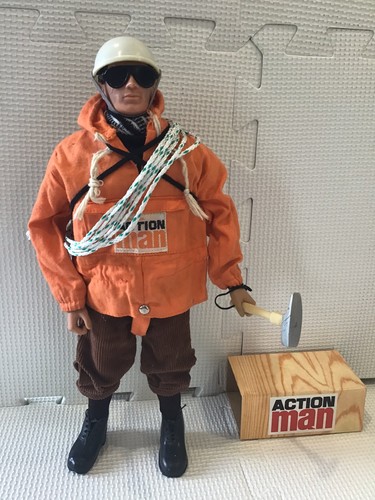Action man mountain - mountain, rescue