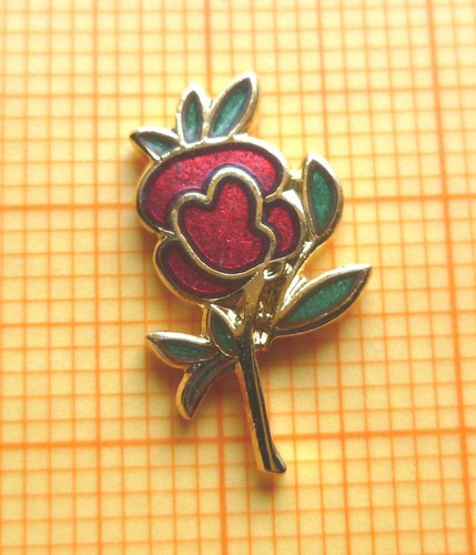 Tie lapel pin - pin, green