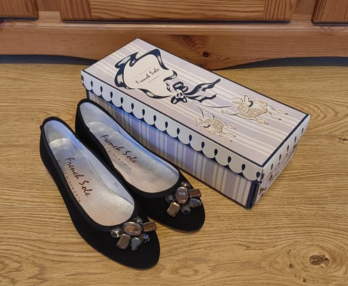 Gorgeous french sole jane - french,