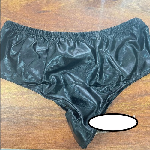 Panty-Dildo-Lesbian-Strapless-