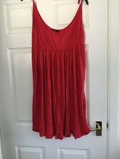 Womens boohoo Red dress Size