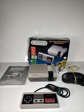Nintendo NES Classic Mini Console Boxed – 1 Controller – 30 Games 