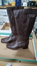Pair of Clarks K  UK Size 7 Brown Leather Ladies Boots, good used condition