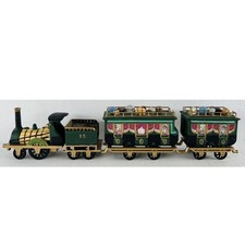Dept 56 Christmas Village The