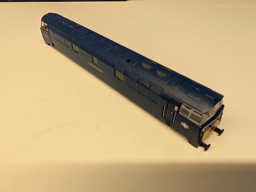 Graham farish gauge class - farish, n