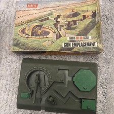 VINTAGE 1970 AIRFIX GUN
