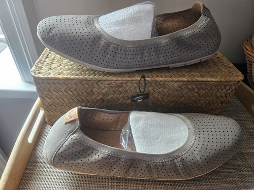 Bnwob ladies clarks - ladies,