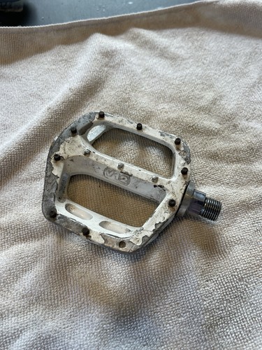Dmr v12 pedal right - dmr,