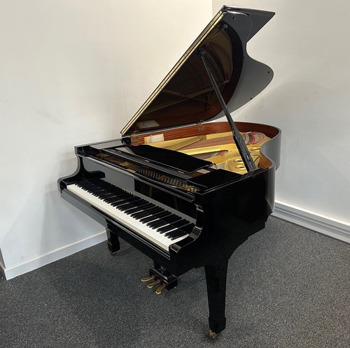 Yamaha japanese grand piano - yamaha,