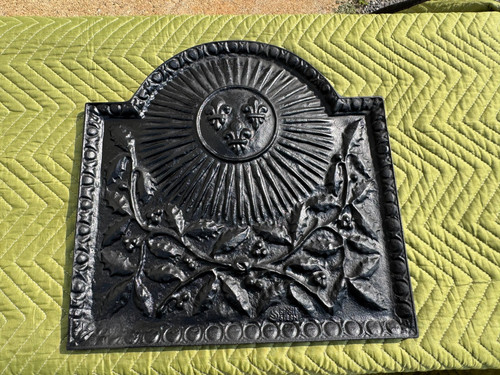 Antique iron fireback - antique, fleur