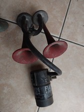 2 FIAMM 2000 air horn