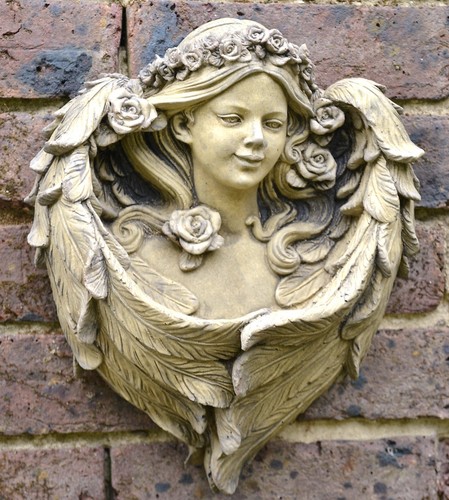 Angel decorative wall plaque