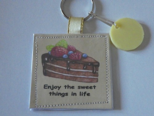 Handmade slice cake keying - of,