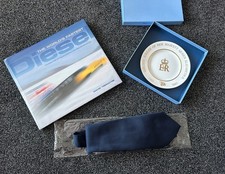 Jcb digger tie,unused,jcb book NEW Wedgewood jcb commemorative plate,Xmas,joblot