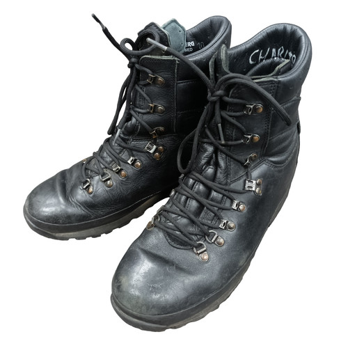 Altberg defender black leather - defender,