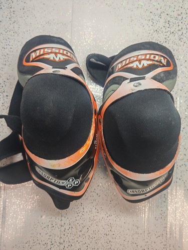 Ice hockey pads - ice, various