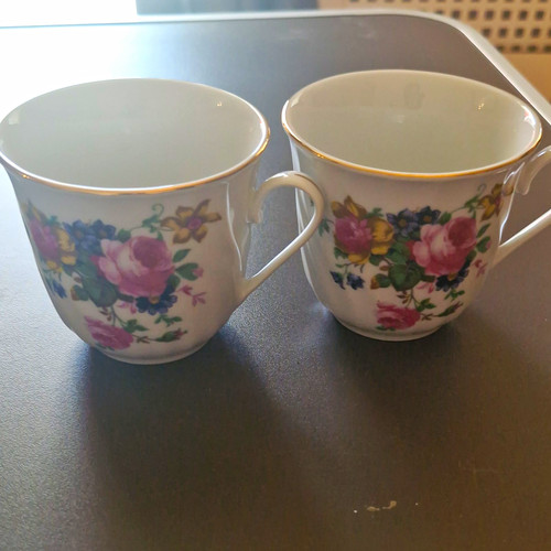 Royal norfolk floral - royal,