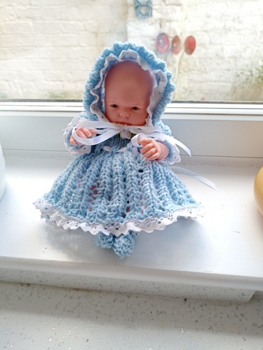 Hand knitted dolls - 10", clothes