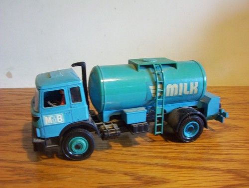 Britains vintage farm leyland - farm,
