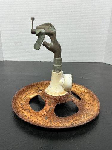 Vtg lawn water - water, brass