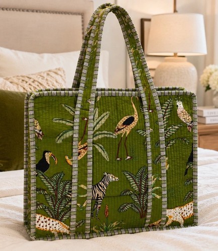 Quilted cotton jungle print - quilted,