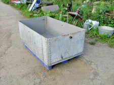 LARGE GALVANISED RIVETED WATER TANK TROUGH 1400 X 800 X 500 HIGH OLD ORIGINAL 