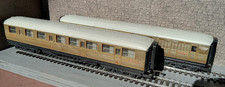 Hornby LNER Teak Coaches R478